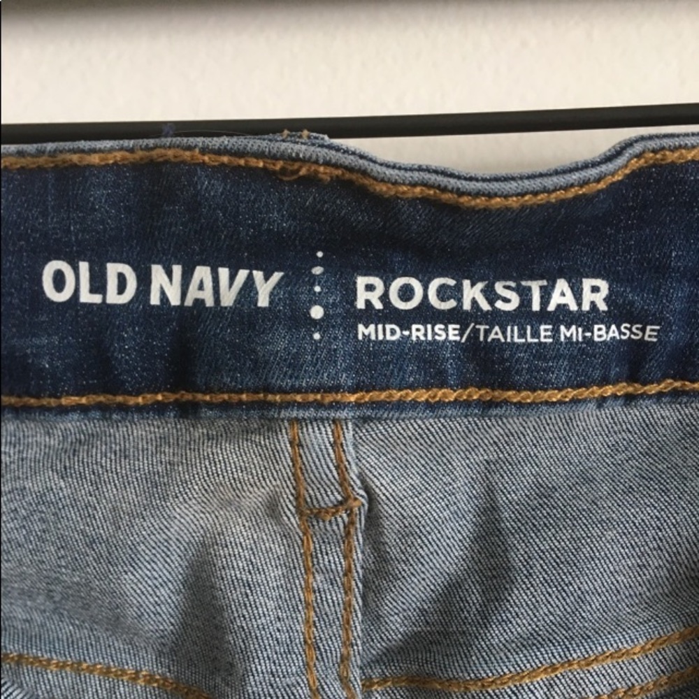 Old Navy Rockstar Skinny Fit Jeans - Picture 7 of 8
